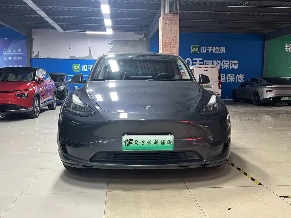 Tesla Model Y 2023 — фото 1