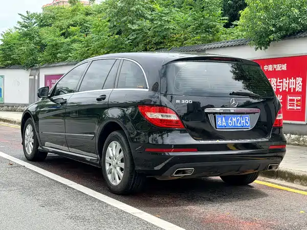 Mercedes-Benz R-Class 2012