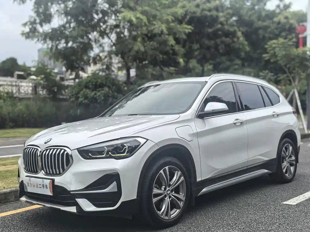 BMW X1 New Energy 2021 — фото 1