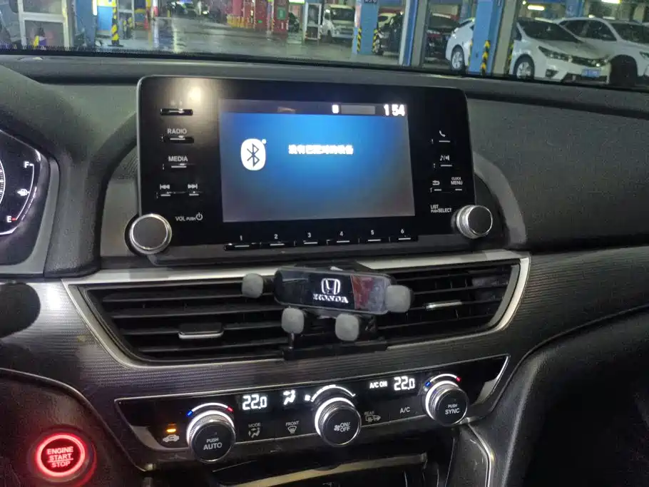 Honda Accord 2019 — фото 13