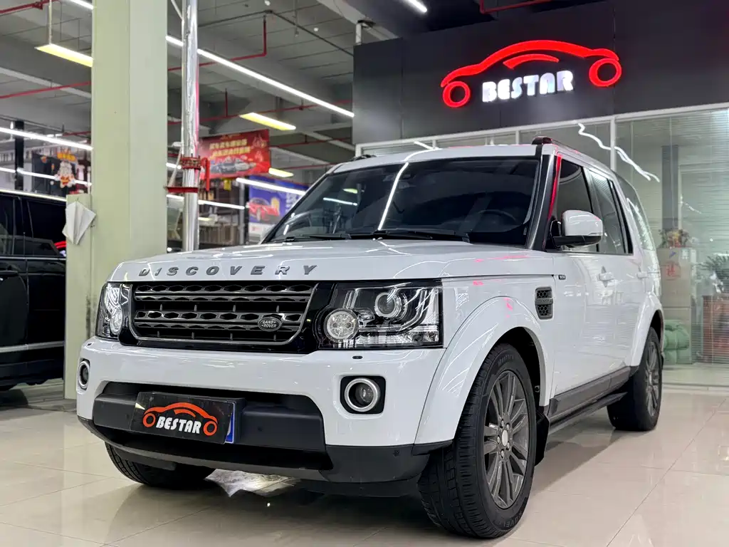 Land Rover Discovery 2015 — фото 1
