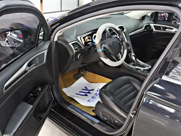 Ford Mondeo 2013