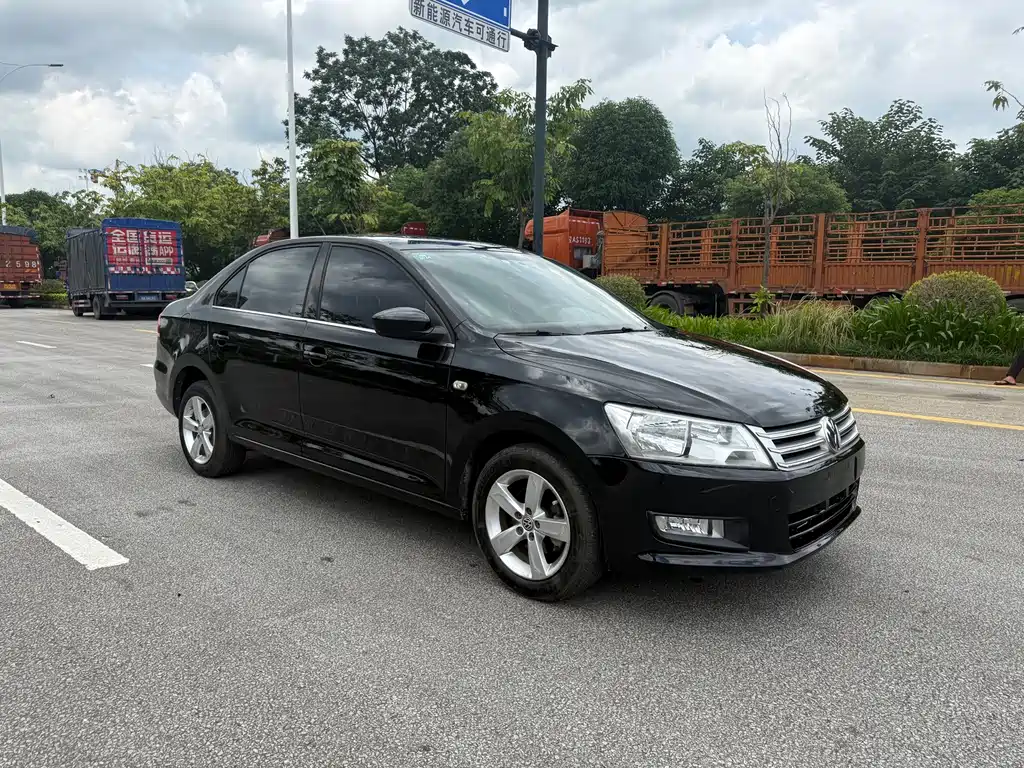 Volkswagen Santana 2016