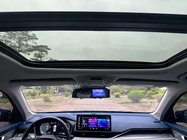 Geely Xingrui 2021