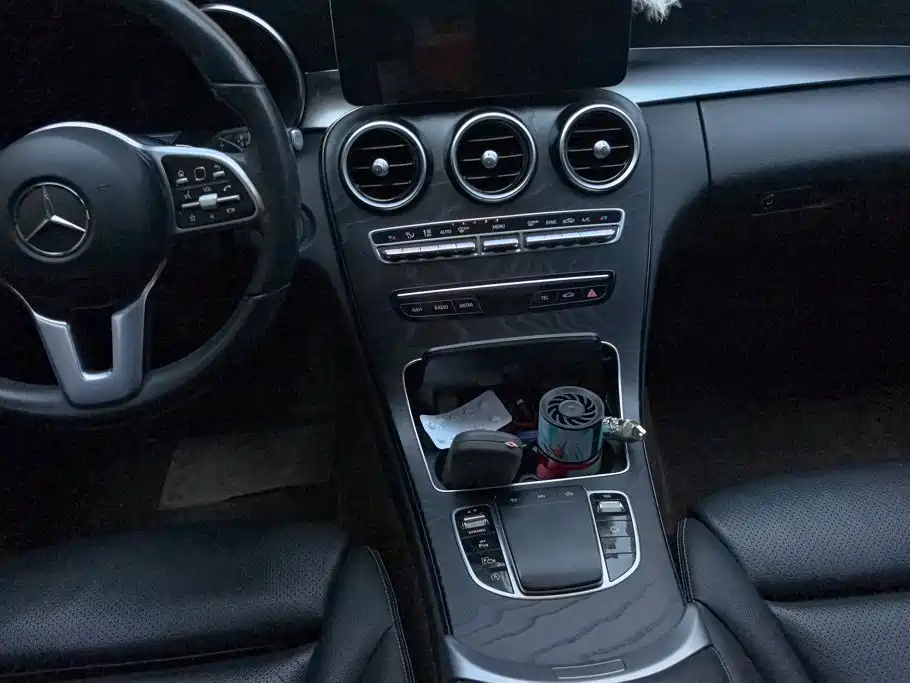 Mercedes-Benz C-Class 2019 — фото 16