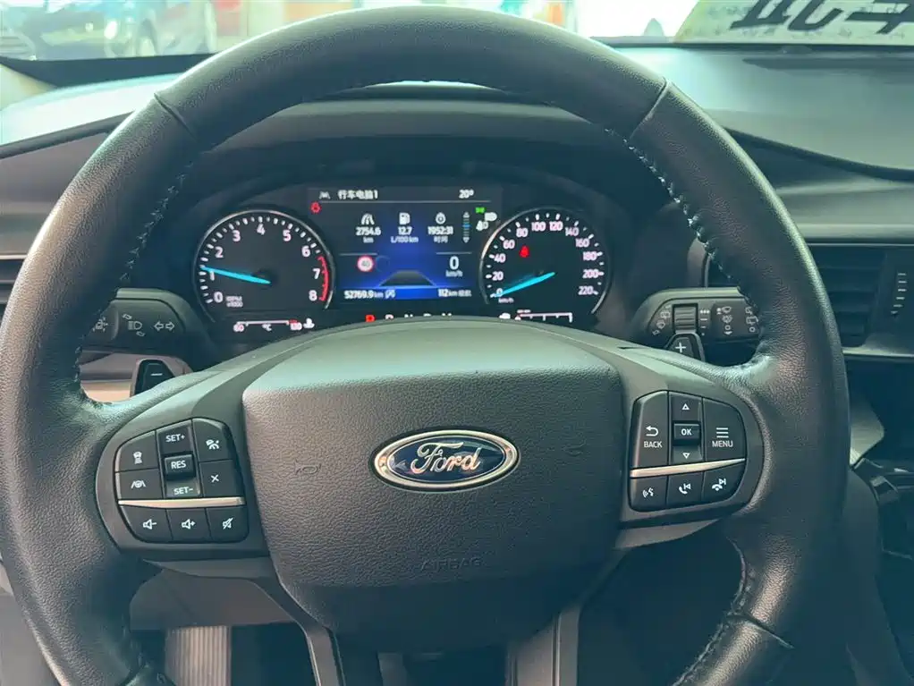 Ford Explorer 2021 — фото 4