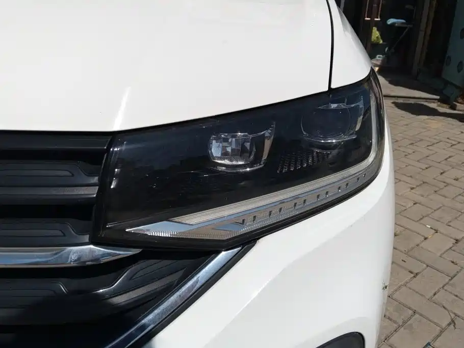 Volkswagen Tacqua 2021