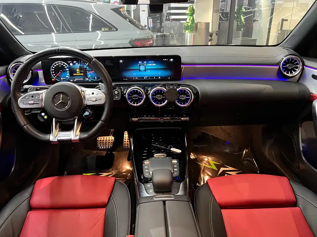 Mercedes-Benz A-Class AMG 2023 — фото 10