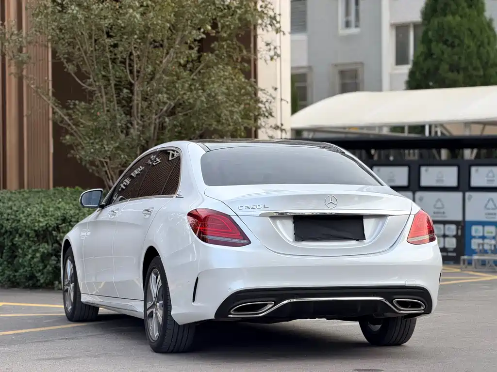 Mercedes-Benz C-Class 2019 — фото 15