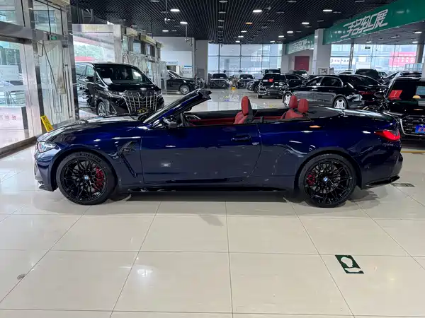 BMW M4 2023