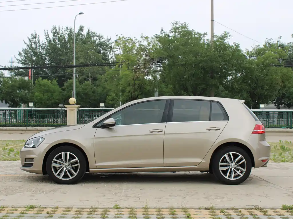 Volkswagen Golf 2016