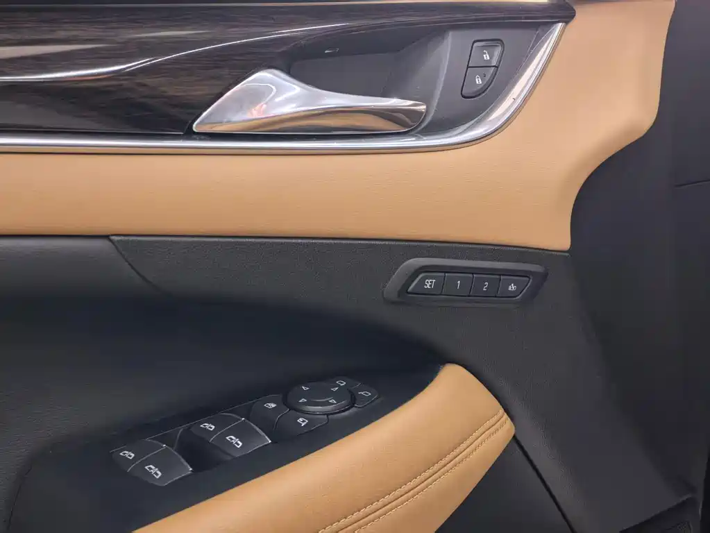 Buick LaCrosse 2017 — фото 9