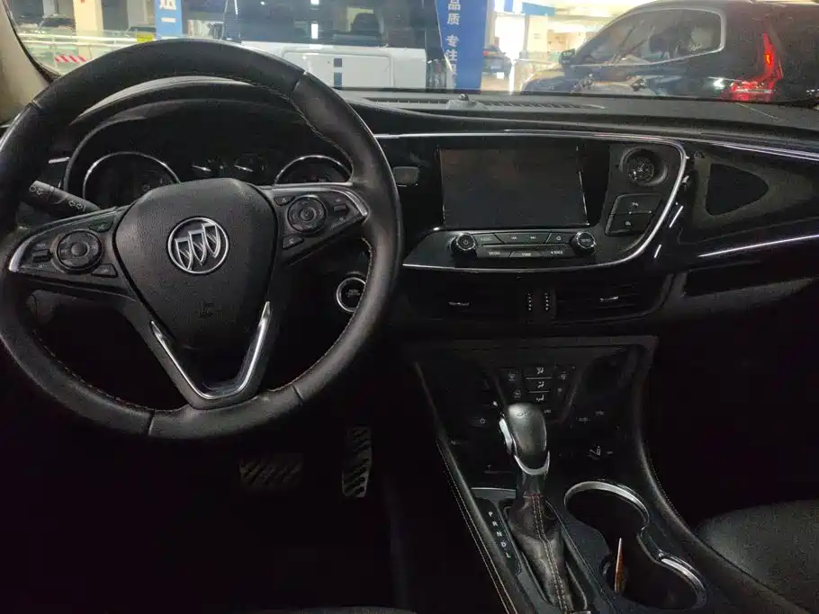 Buick Envision Plus 2017 — фото 11