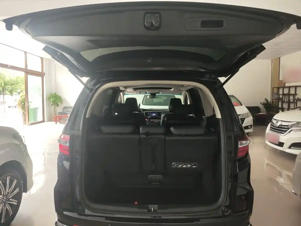 Honda Odyssey 2020 — фото 19