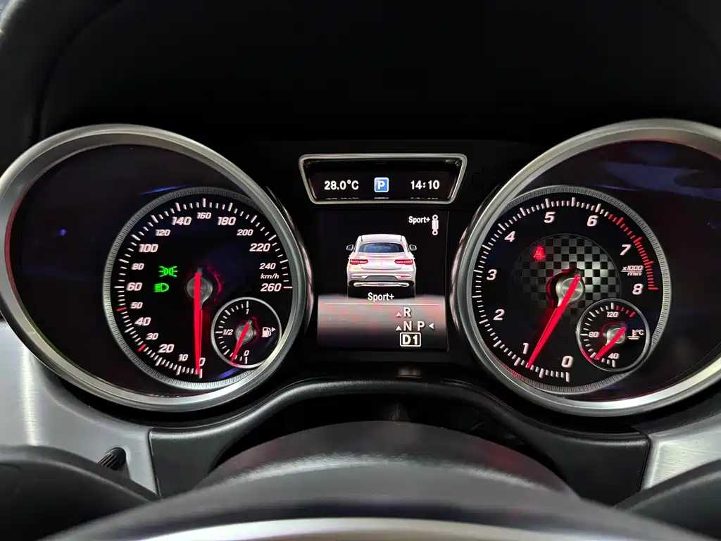 Mercedes-Benz GLE Coupe 2016 — фото 34