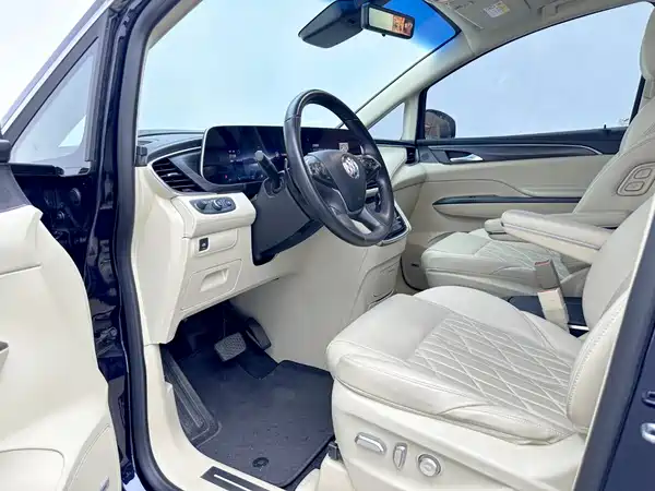Buick GL8 2023