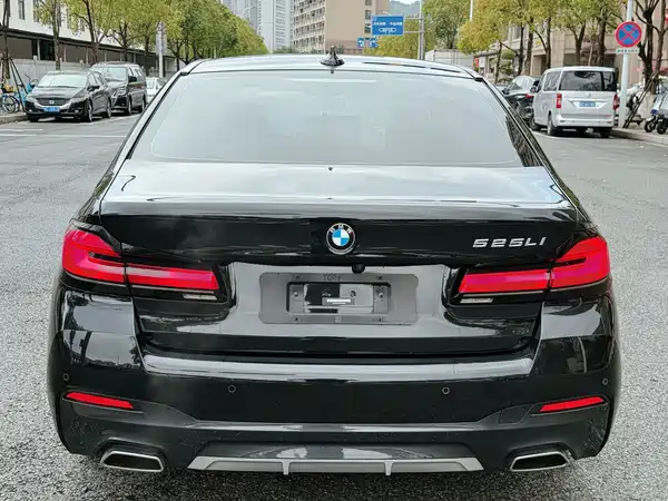 BMW 5 Series 2023