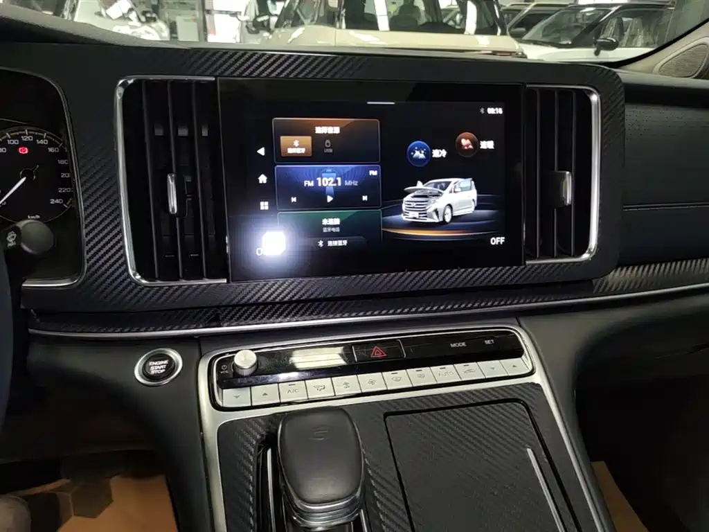 GAC Motor Trumpchi M8 2024 — фото 13