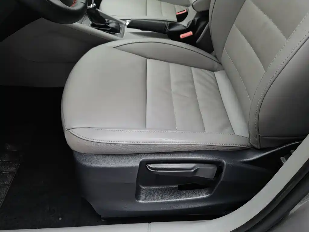 Skoda Octavia 2014 — фото 20