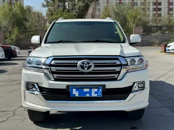 Toyota Land Cruiser 2015