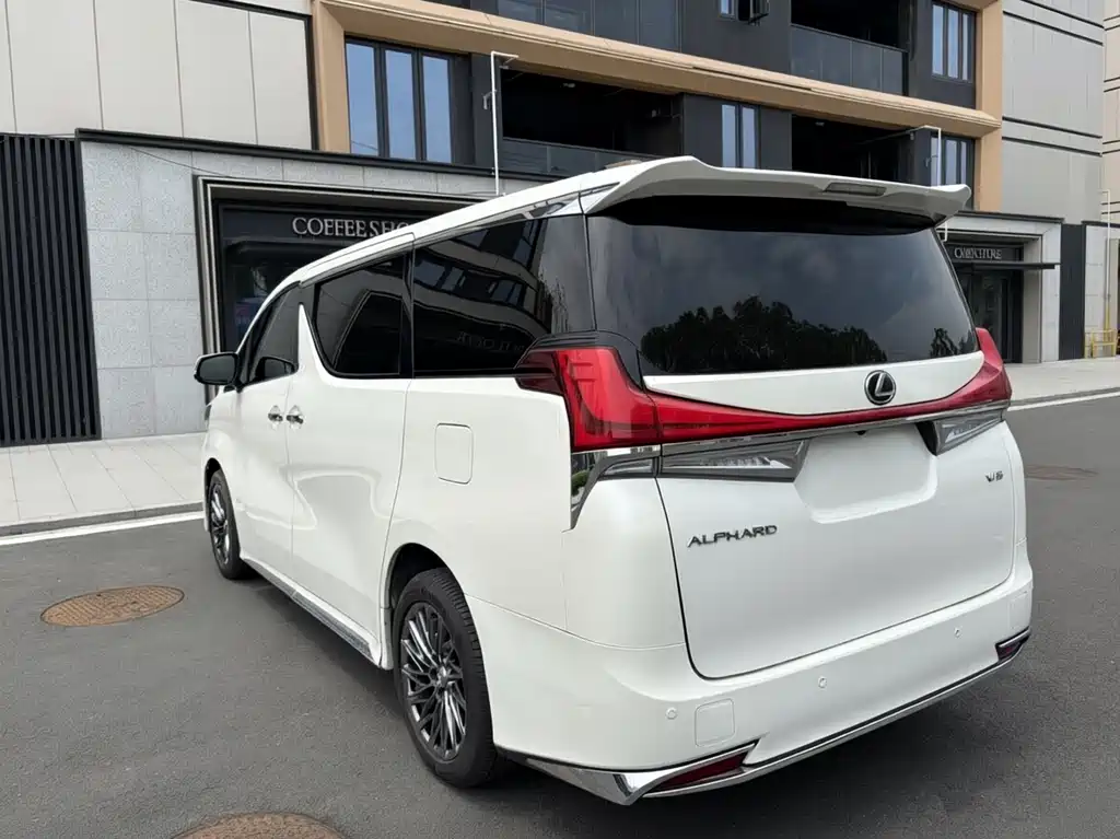 Toyota Alphard 2018 — фото 3