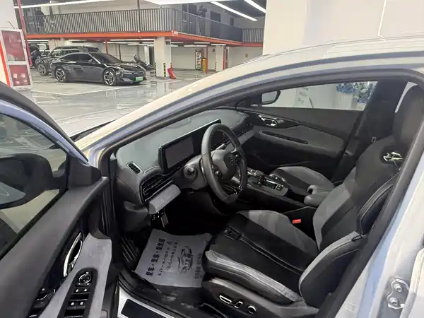 GAC Trumpchi Empow 2023