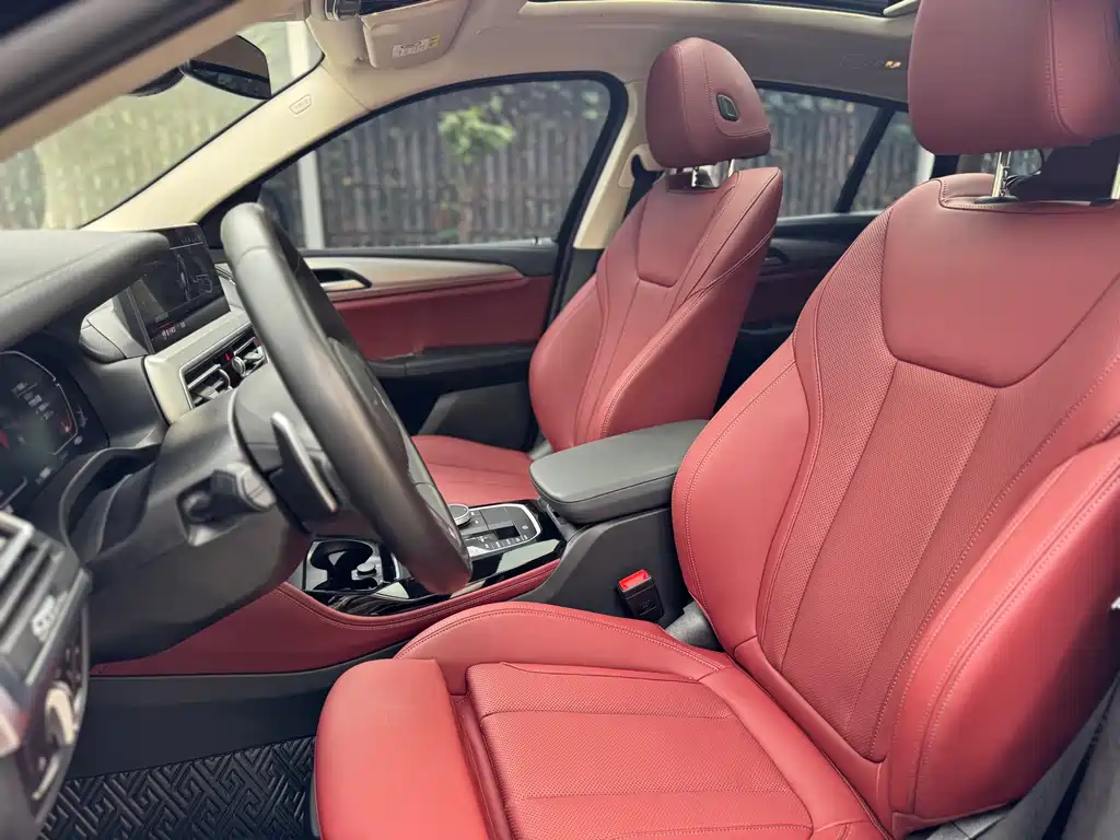 BMW X4 2025 — фото 20