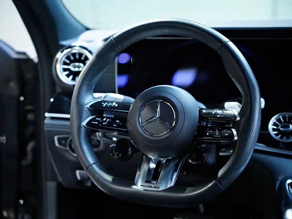 Mercedes-Benz AMG GT 2024 — фото 45
