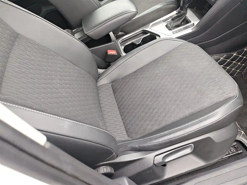 Volkswagen Tiguan L 2019 — фото 21