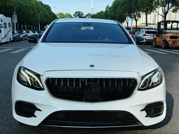 Mercedes-Benz E-Class 2018