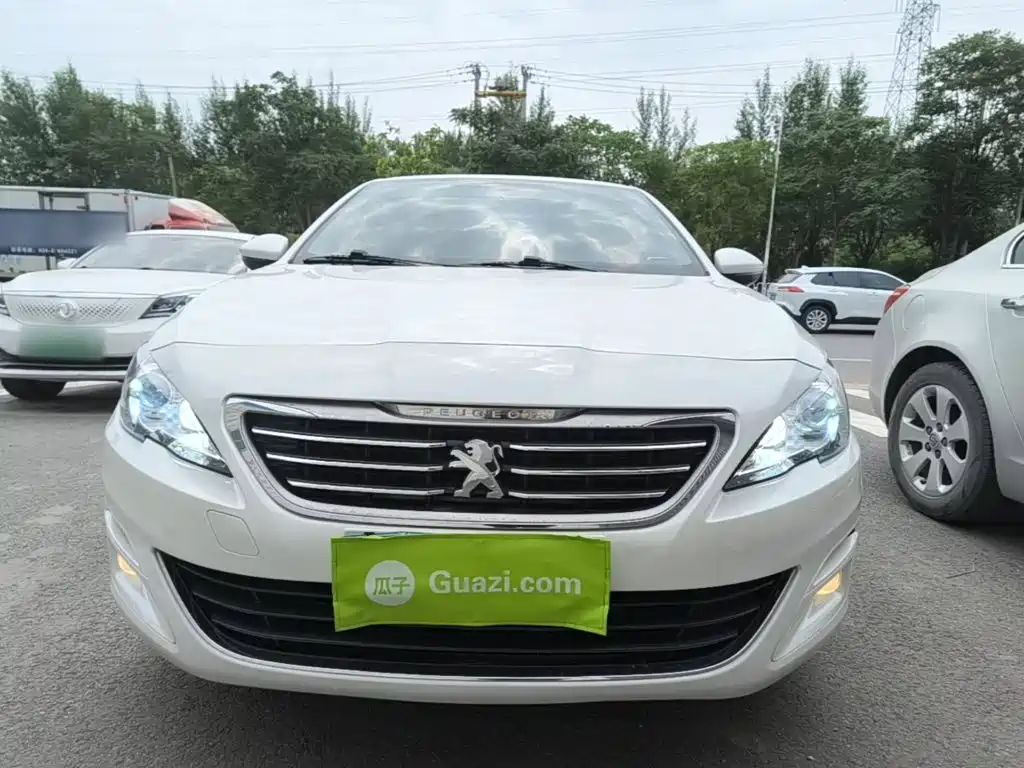 Peugeot 408 2016