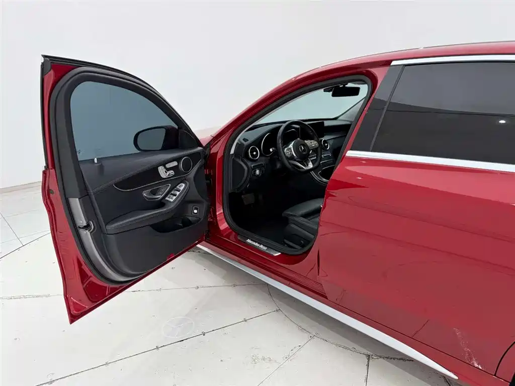 Mercedes-Benz C-Class 2021 — фото 13