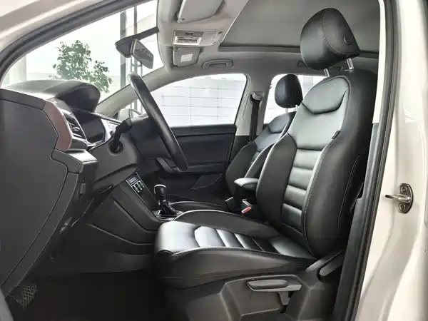 Volkswagen Tharu 2019