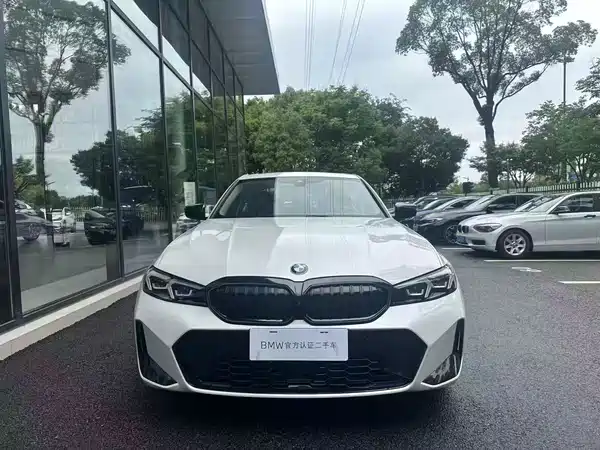 BMW 3 Series 2024