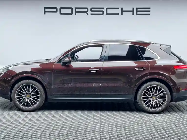 Porsche Cayenne 2019 — фото 4