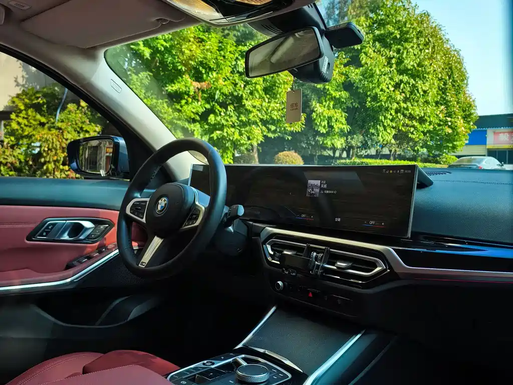BMW i3 2022