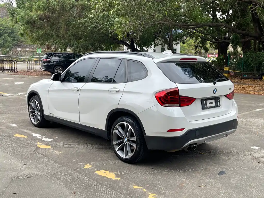 BMW X1 2016 — фото 7