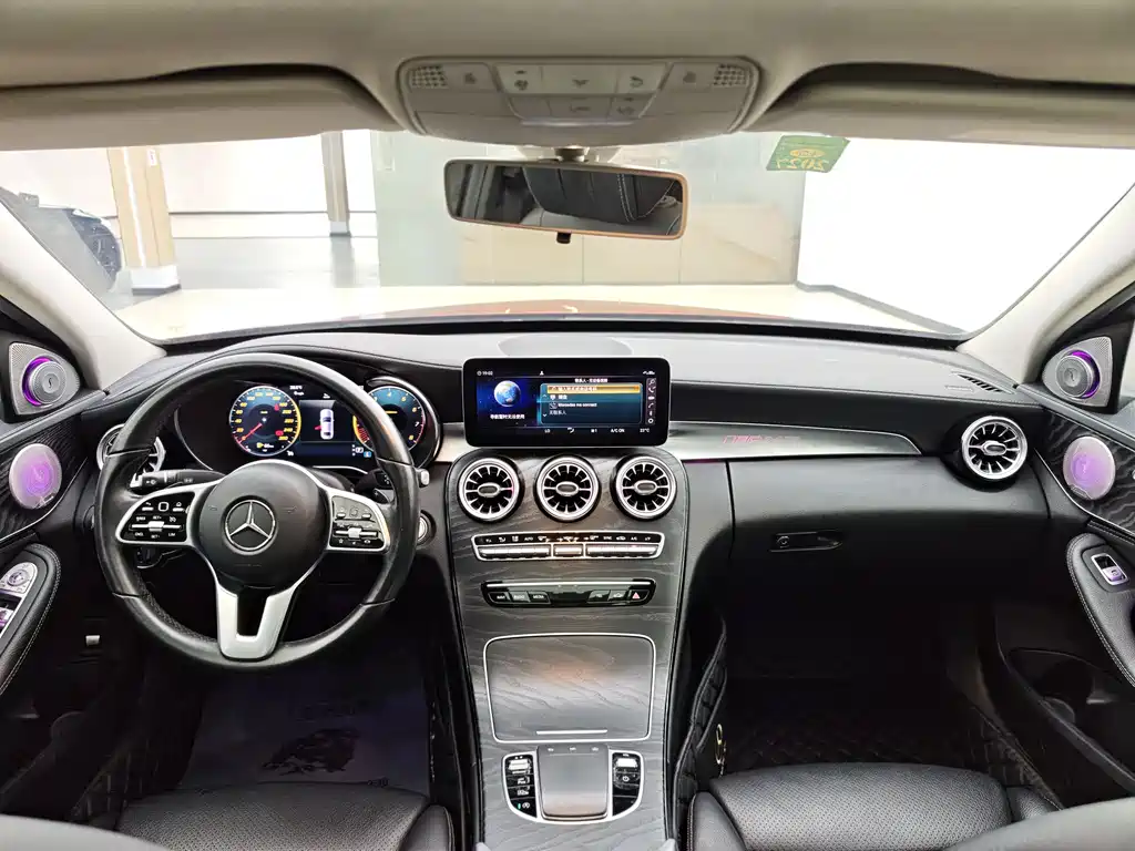 Mercedes-Benz C-Class 2019 — фото 11