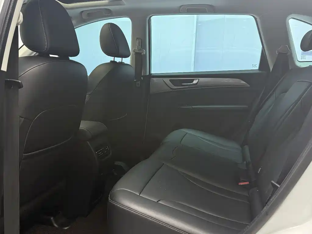 Haval M6 2023 — фото 16