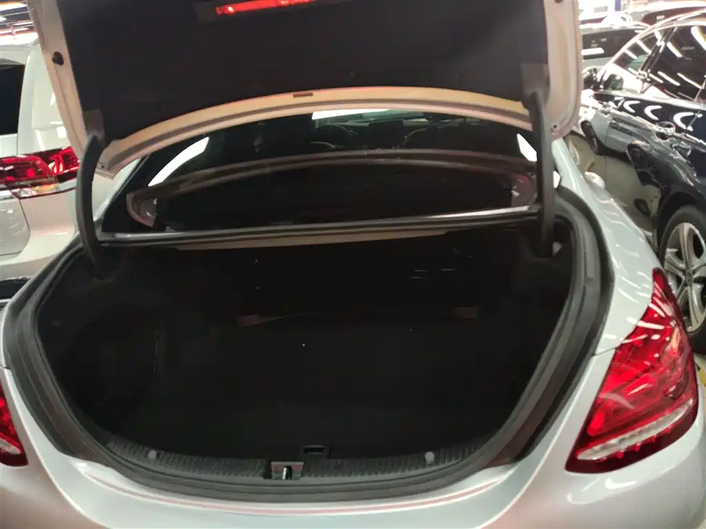 Mercedes-Benz C-Class 2015 — фото 19