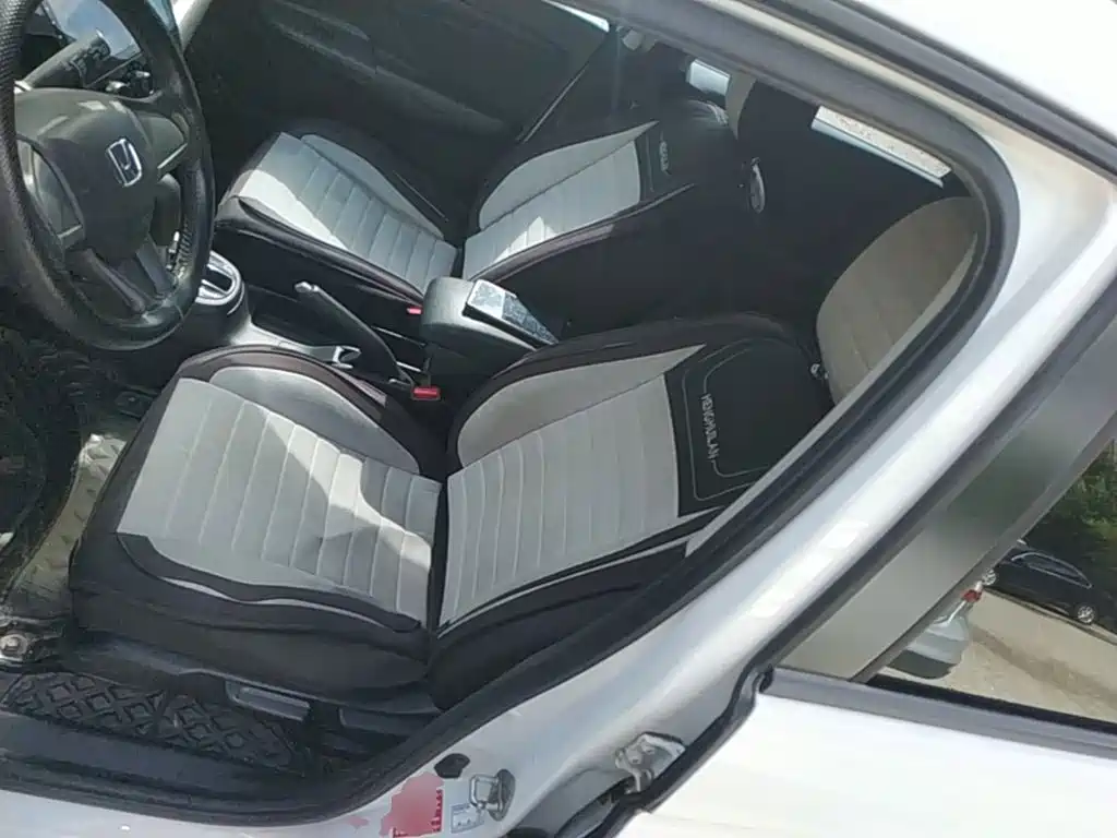 Honda Fit 2015 — фото 15