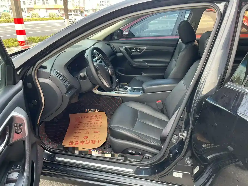 Nissan Teana 2013