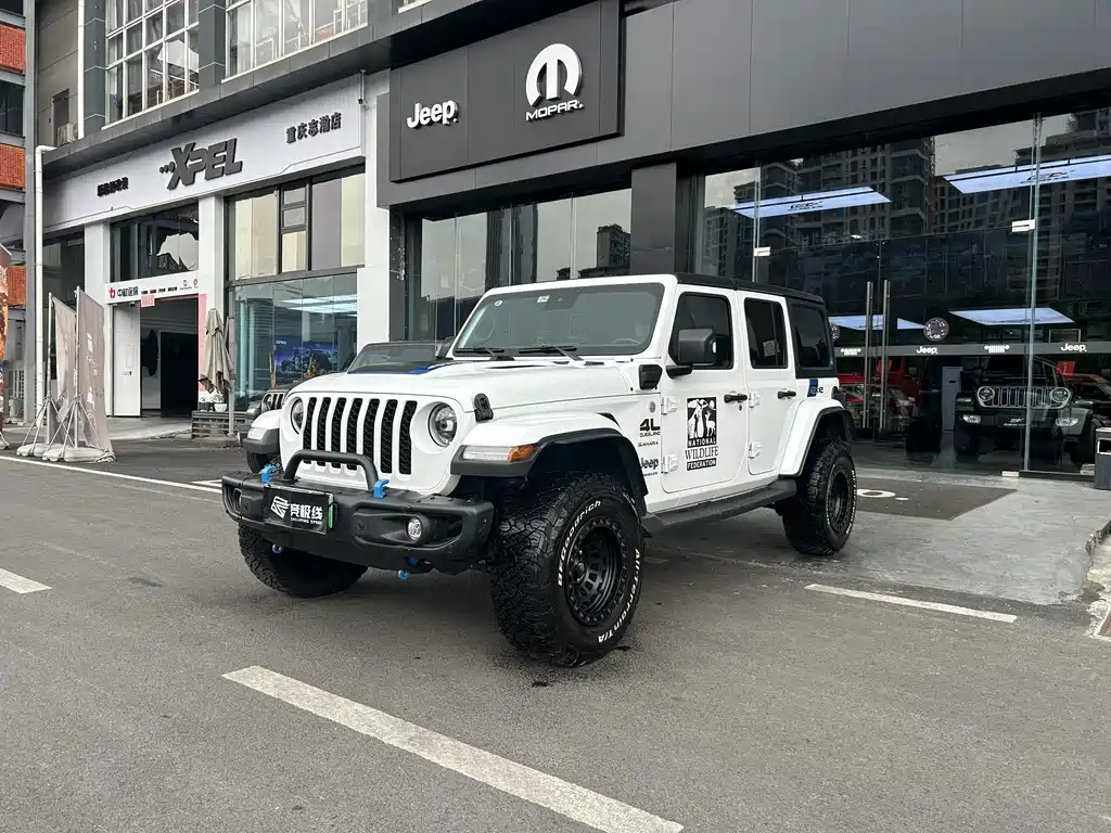 Jeep Wrangler New Energy 2023 — фото 1