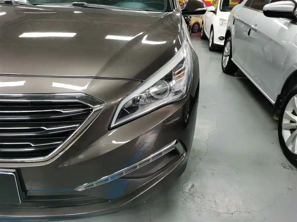 Hyundai Sonata 2015 — фото 24