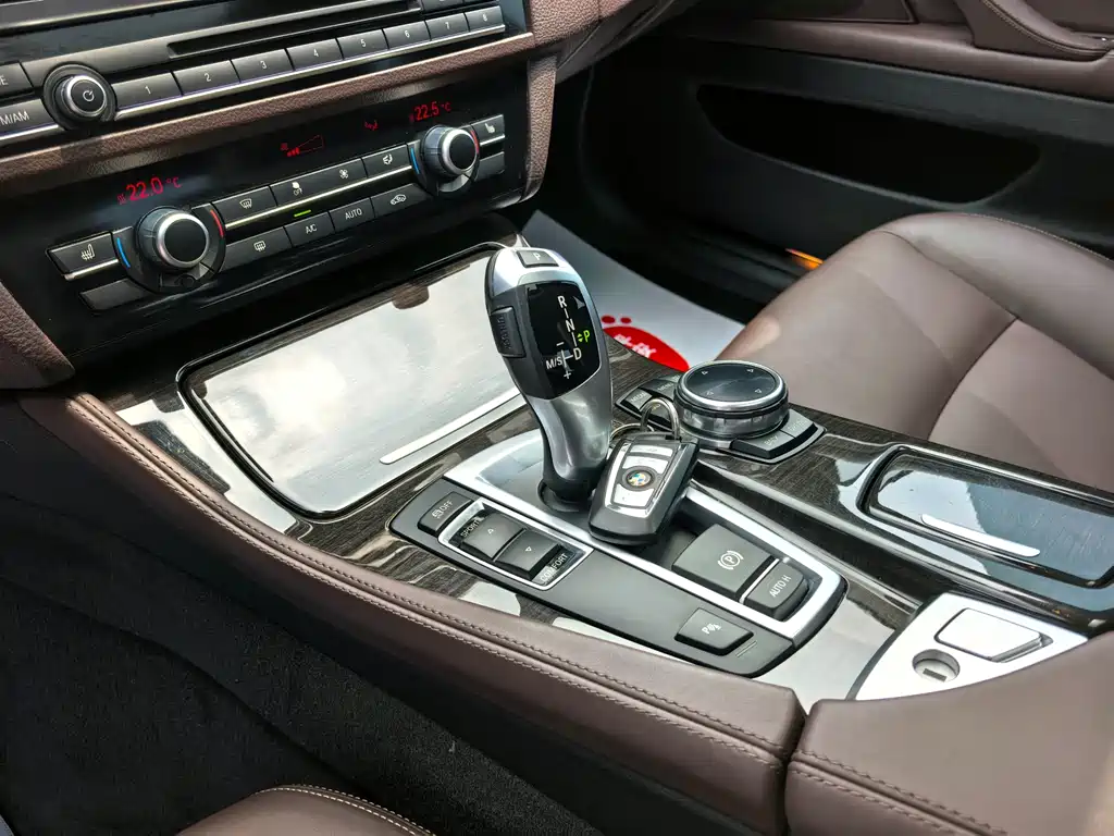 BMW 5 Series 2014 — фото 2