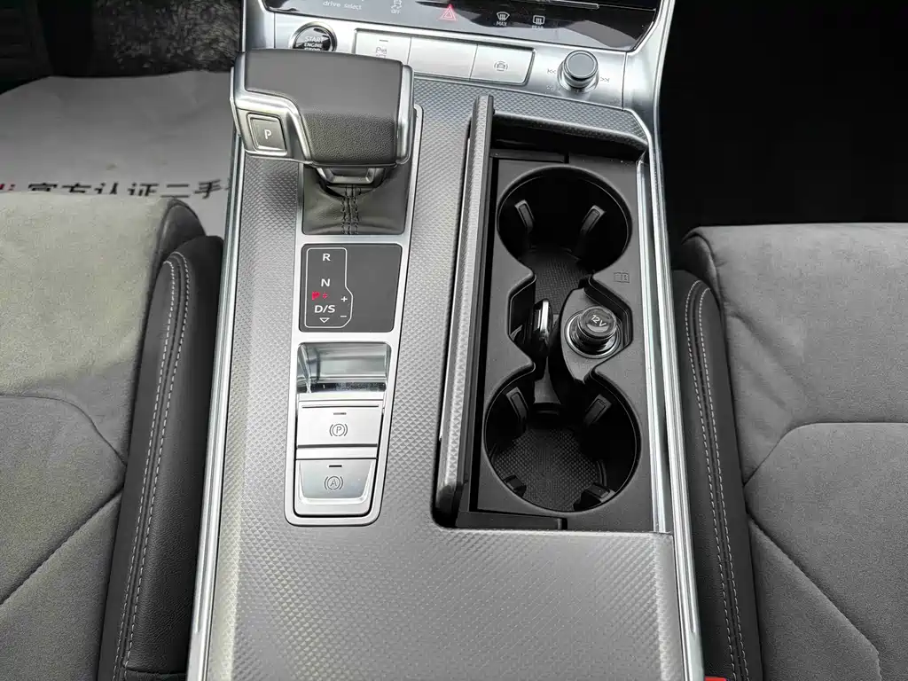 Audi A6L 2024 — фото 14