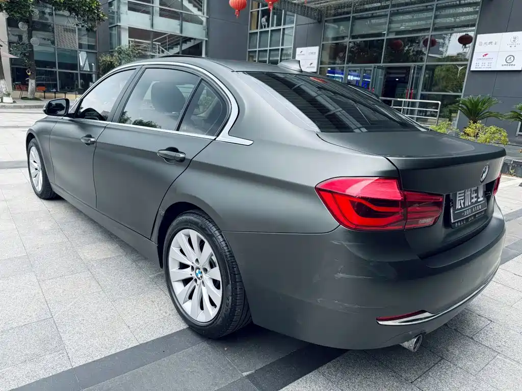 BMW 3 Series 2017