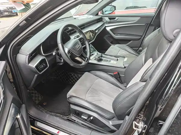 Audi A6L 2023