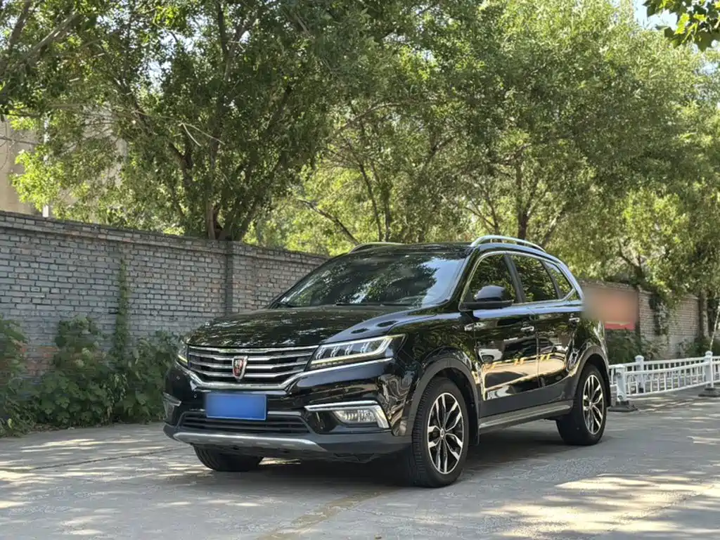 Roewe RX5 2016 — фото 1