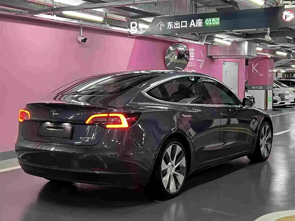 Tesla Model 3 2019 — фото 4